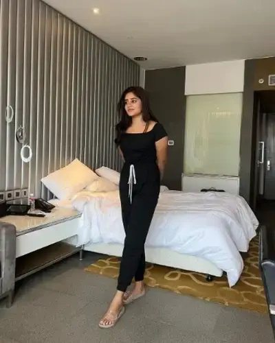 Call Girls Naroda Cash On Delivery